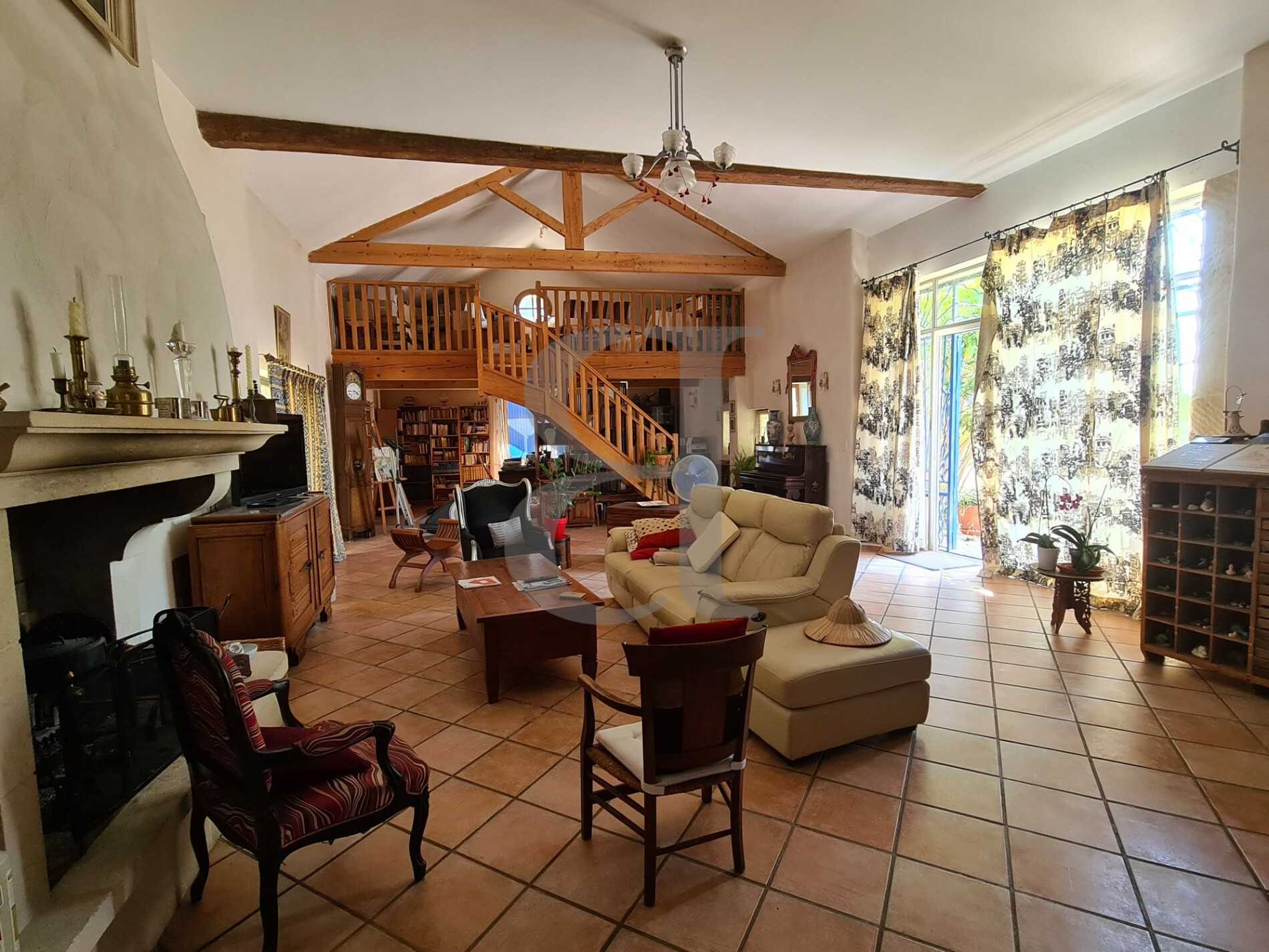 rumah dalam Visan, Provence-Alpes-Côte d'Azur 10169435