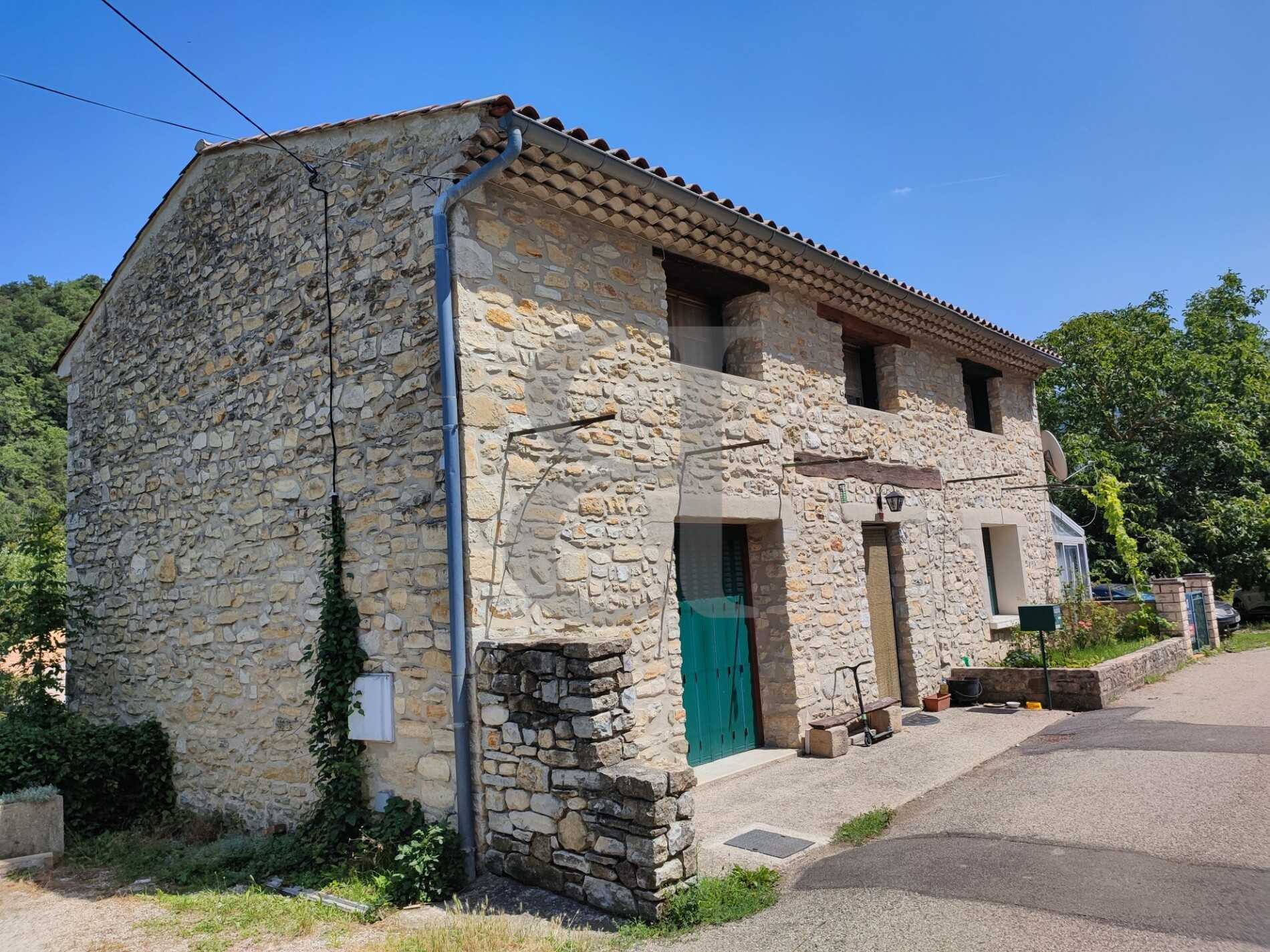 Rumah di Dieulefit, Auvergne-Rhone-Alpes 10169436