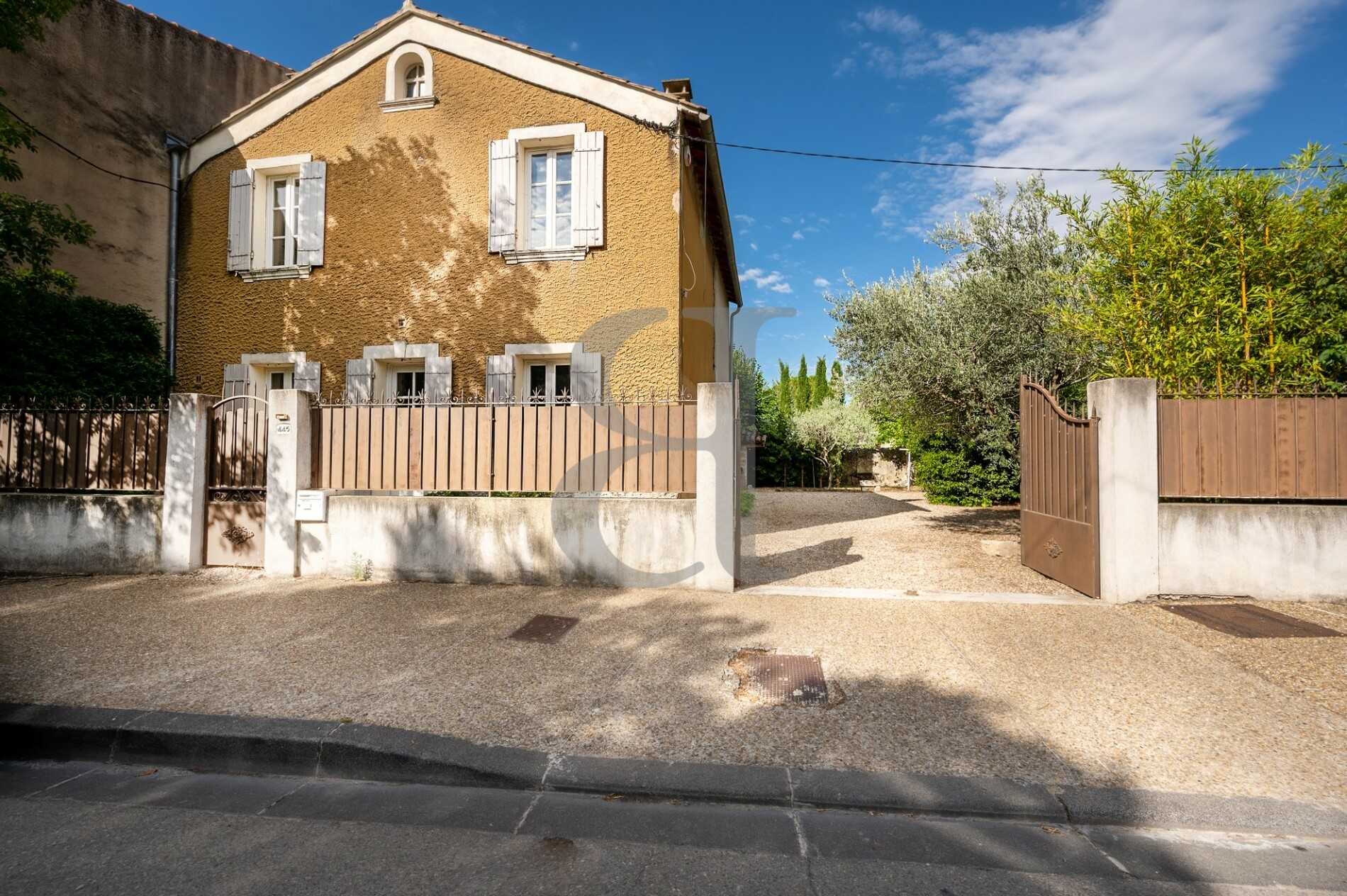 Hus i Pernes-les-Fontaines, Provence-Alpes-Cote d'Azur 10169450