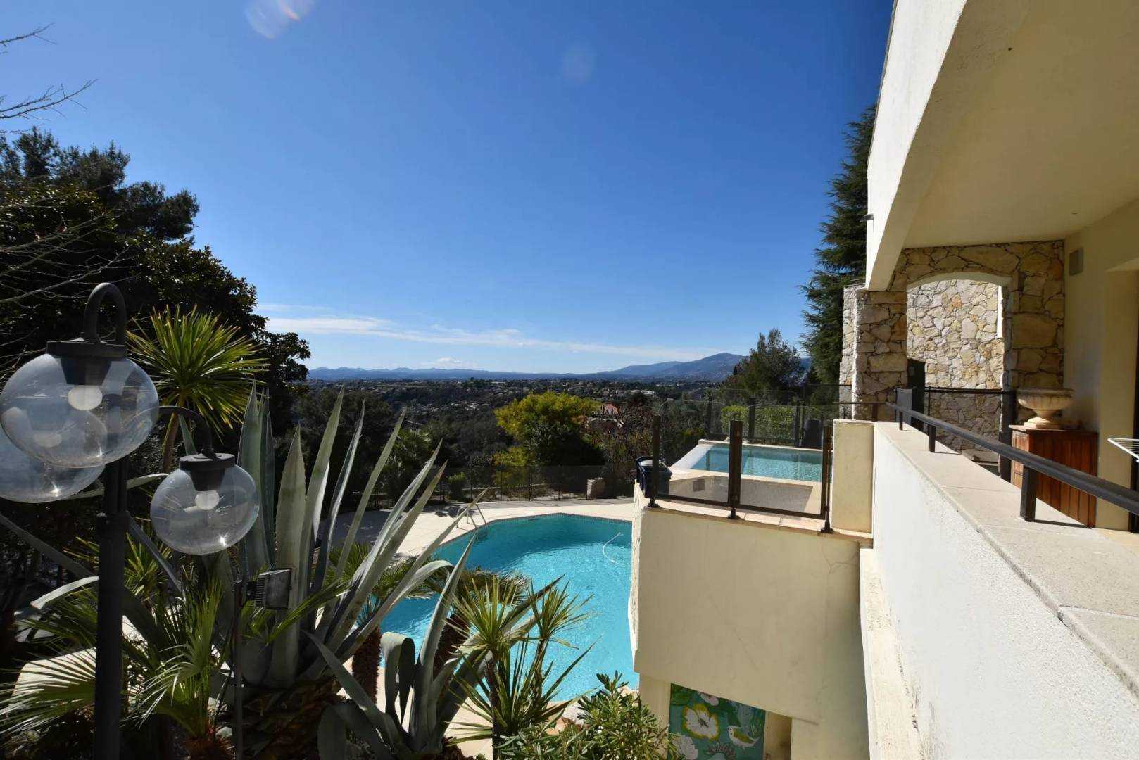 House in Nice, Provence-Alpes-Cote d'Azur 10169455