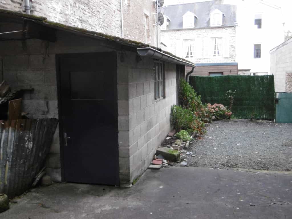 Dom w Moulines, Normandie 10169616