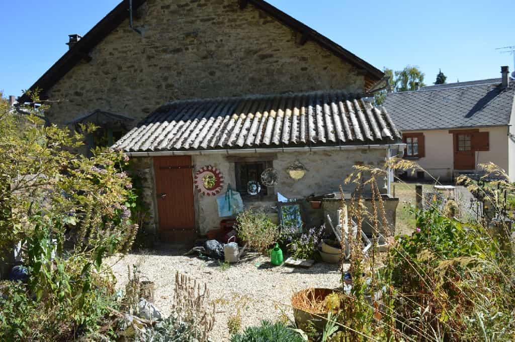 Haus im Meilhards, Nouvelle-Aquitaine 10169661