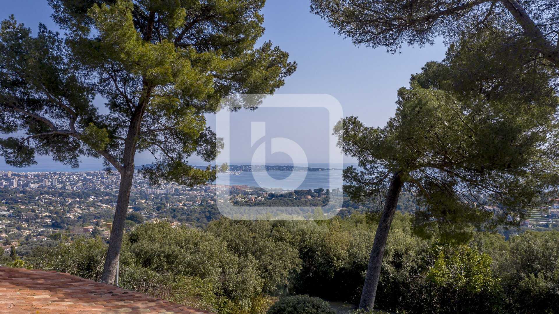 Hus i Vallauris, Provence-Alpes-Cote d'Azur 10169839