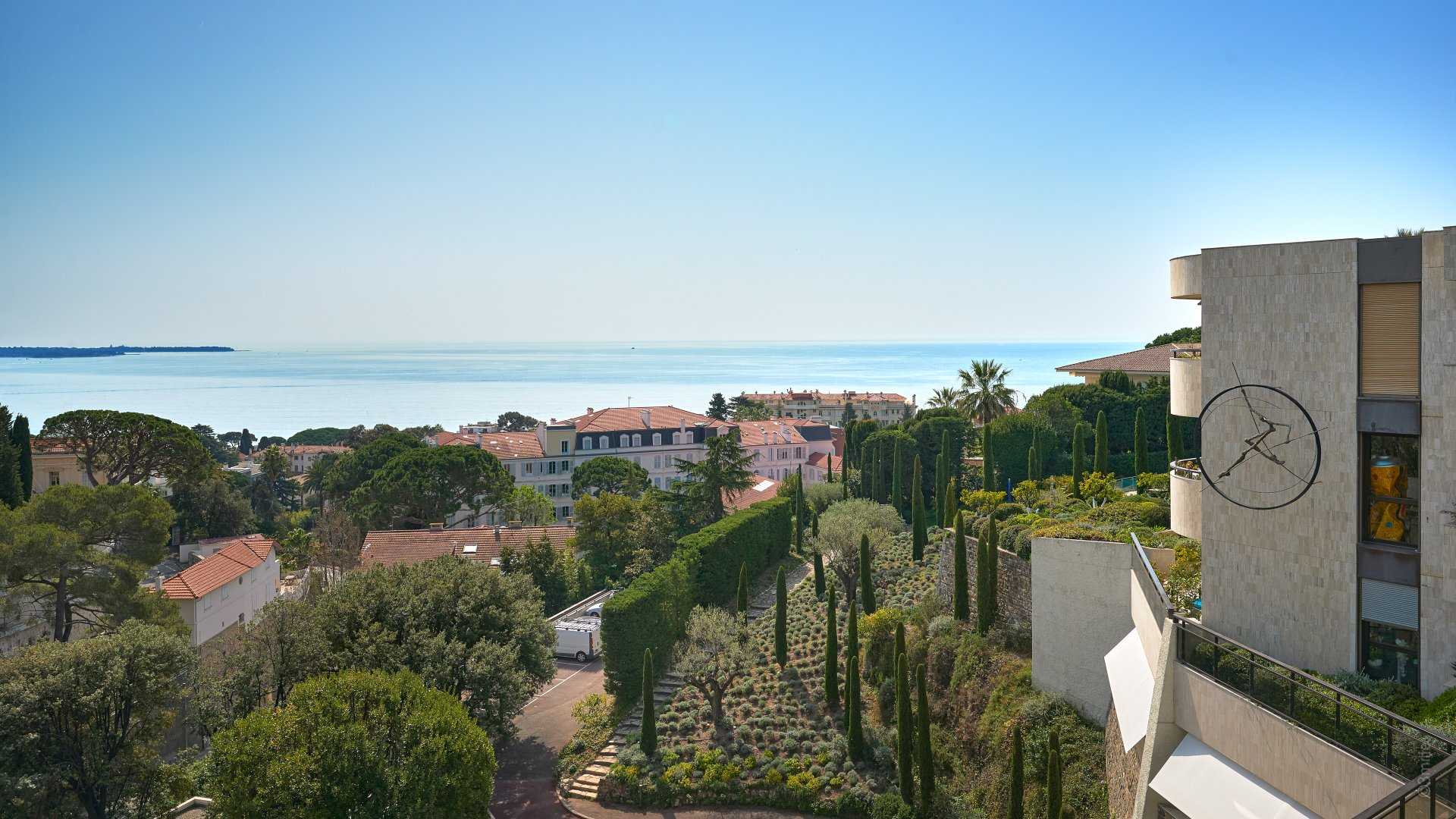 Eigentumswohnung im Cannes, Provence-Alpes-Côte d'Azur 10169866