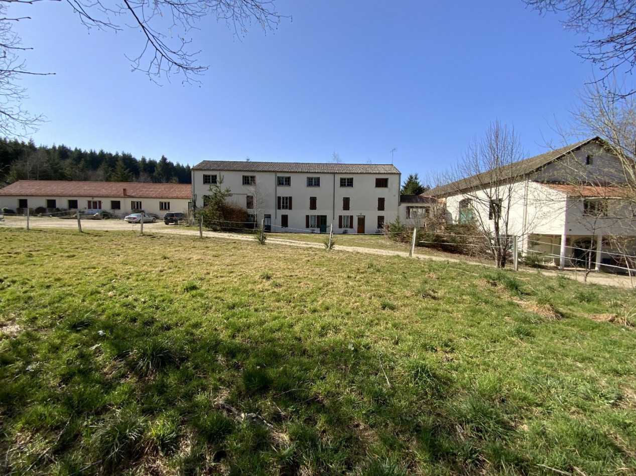 Other in Olliergues, Auvergne-Rhone-Alpes 10169986
