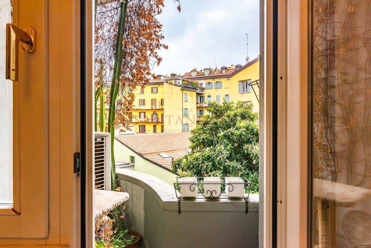 Condominium in Milan, Lombardy 10170061