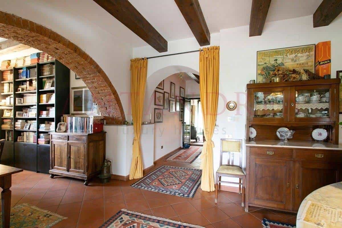 House in Asciano, Tuscany 10170143