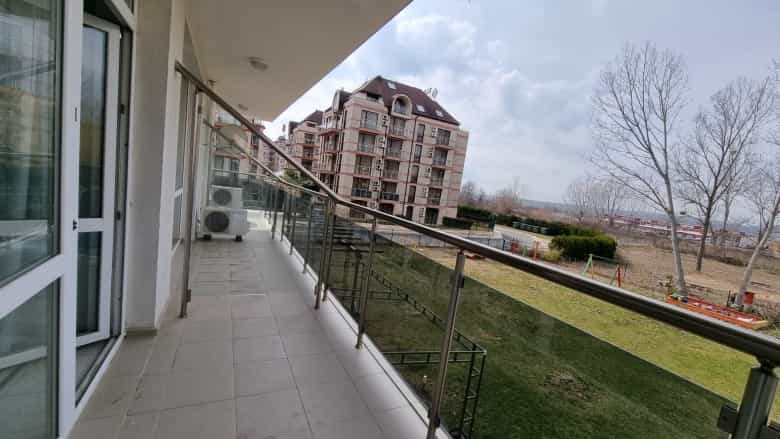 Condominium in , Burgas 10170158