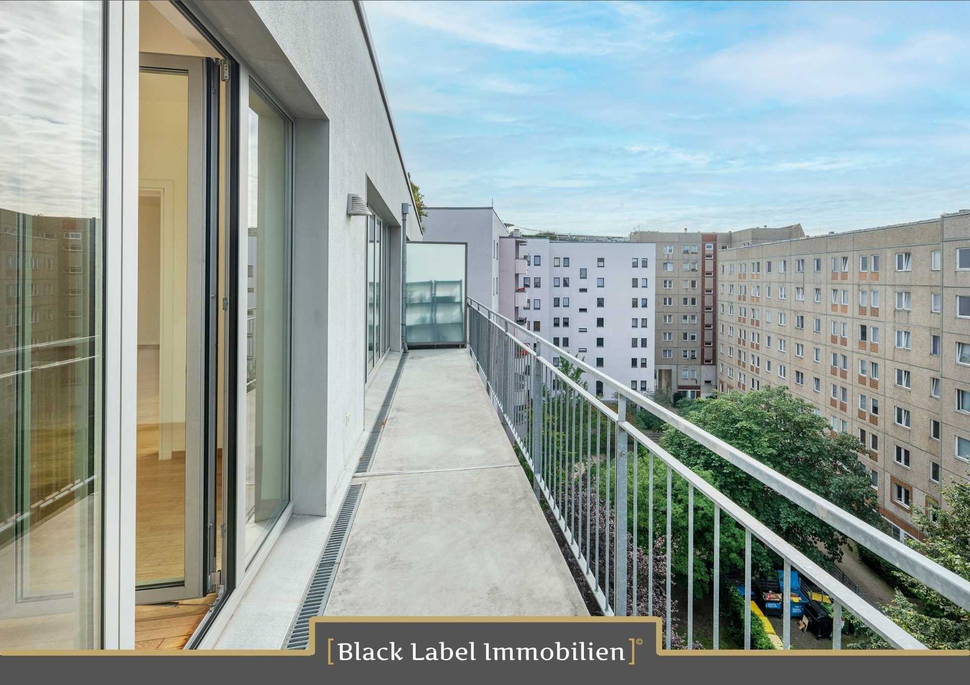 Condominium in Berlin, Berlin 10170178