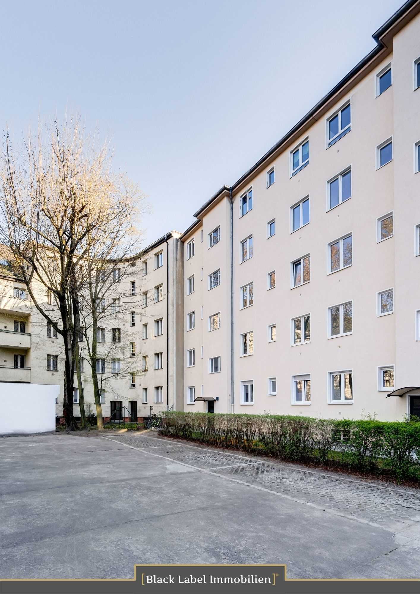 Condominium in Berlin, Berlin 10170179