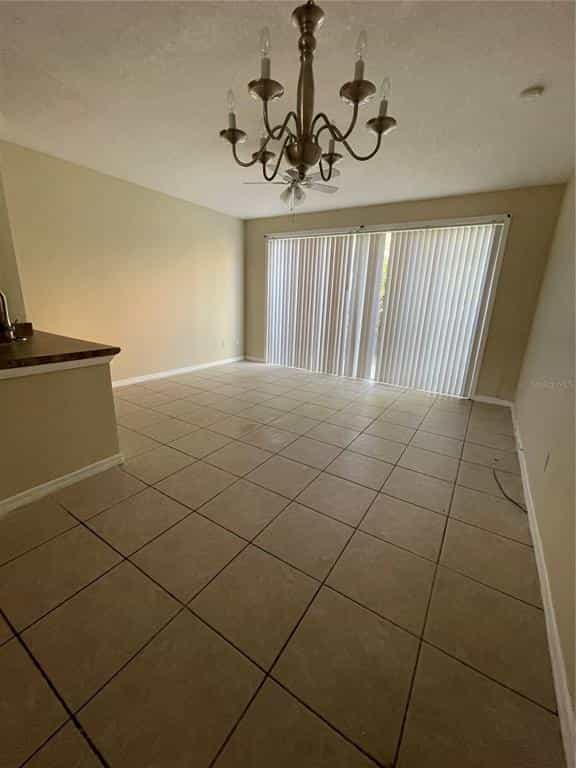 Huis in Kissimmee, Florida 10170196