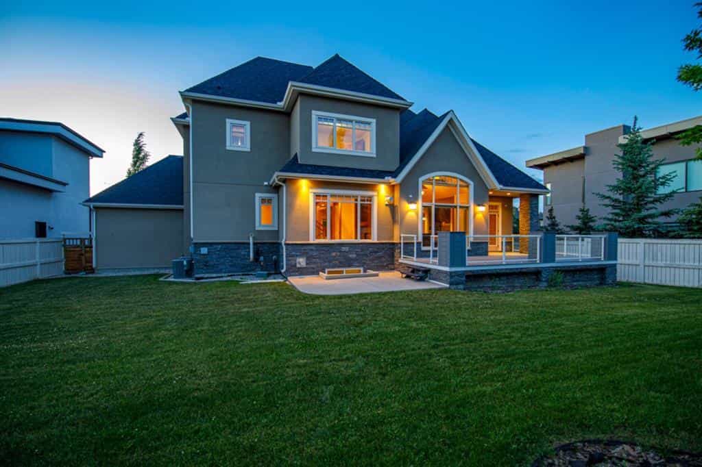 House in Montgomery, Alberta 10170961
