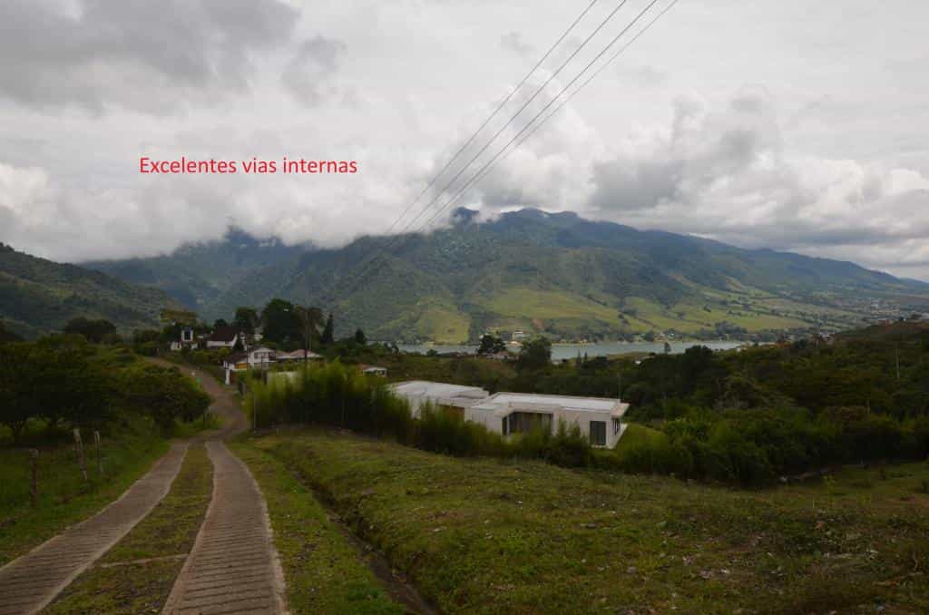 Sbarcare nel Restrepo, Valle del Cauca 10171042