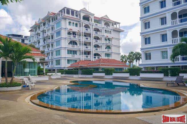 Condominium dans Kathu, Phuket 10171086