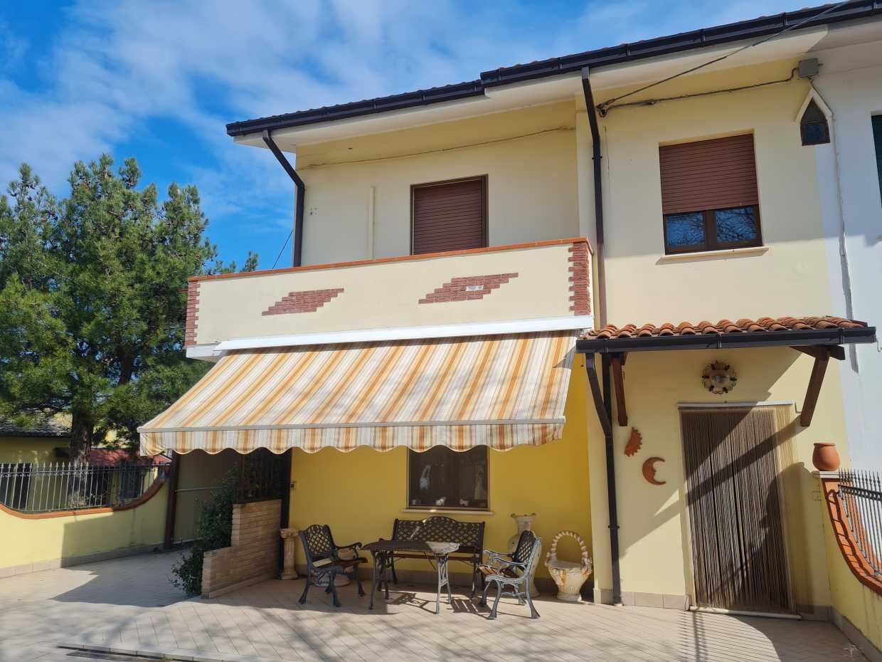 Haus im Cugnoli, Abruzzo 10171318