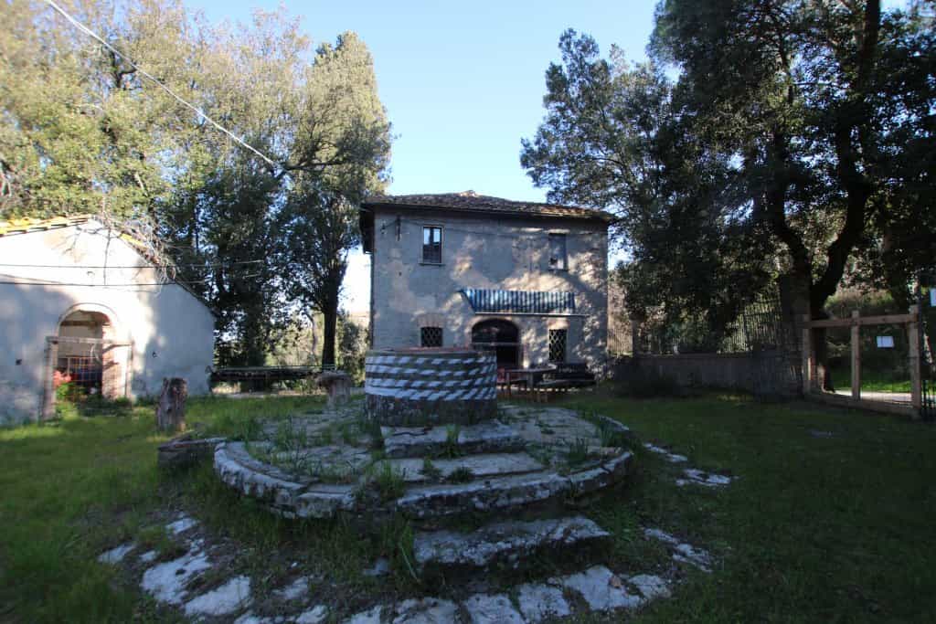 Talo sisään Pomarance, Toscana 10171473