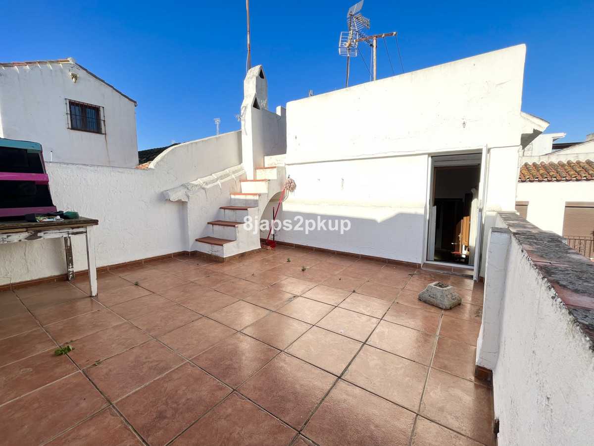 House in Estepona, Andalusia 10171504