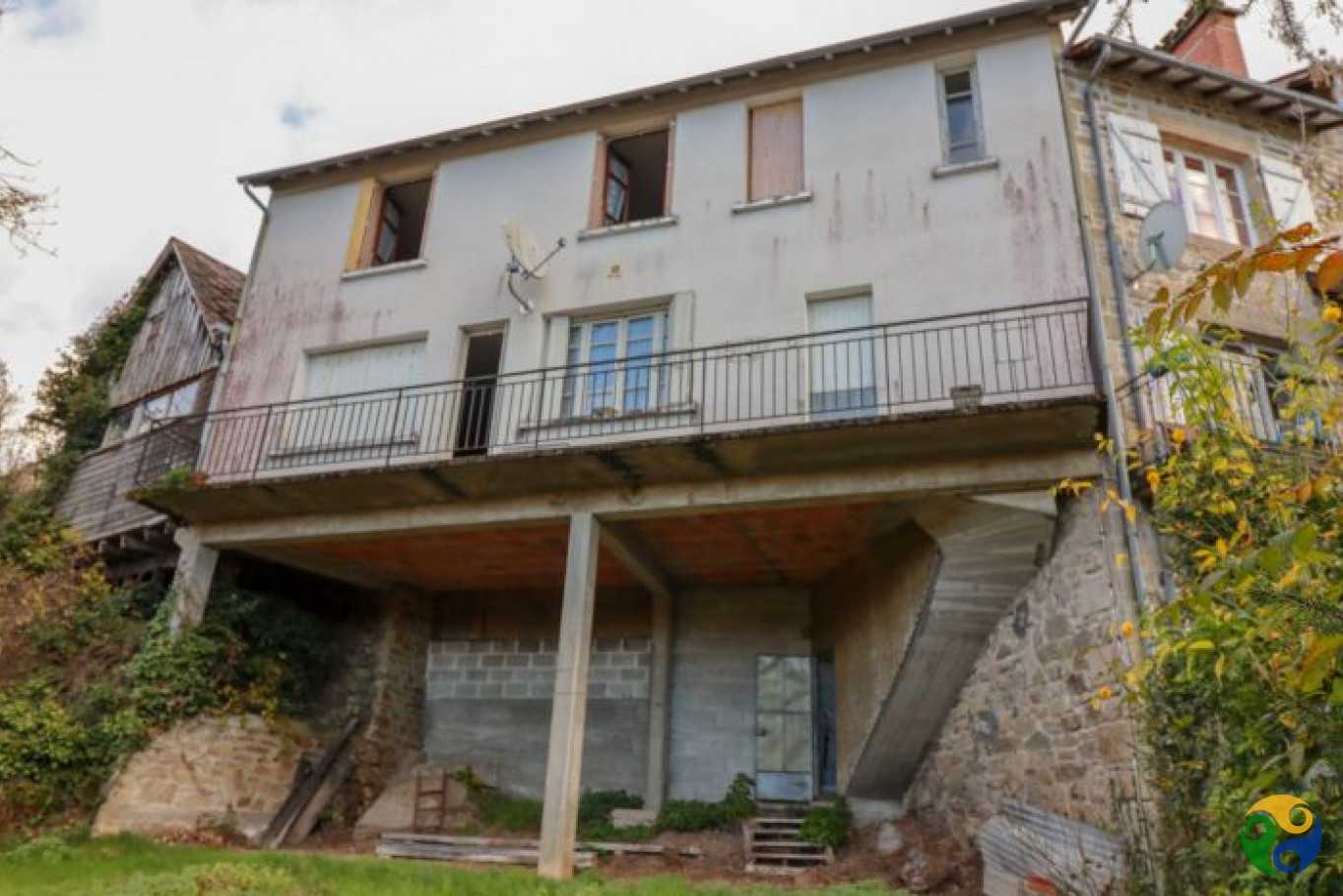 Condominium in Treignac, Nouvelle-Aquitaine 10171555