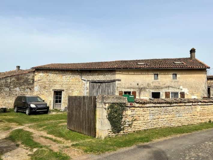 Hus i Villefagnan, Nouvelle-Aquitaine 10171692