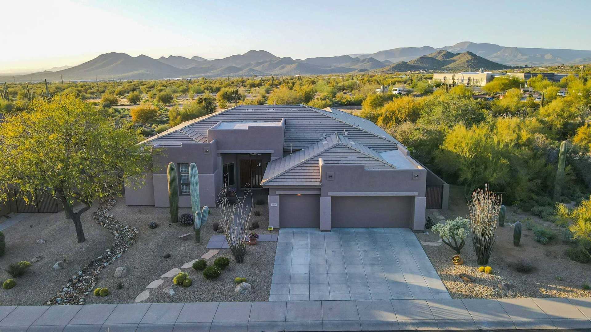 House in Carefree, Arizona 10171751