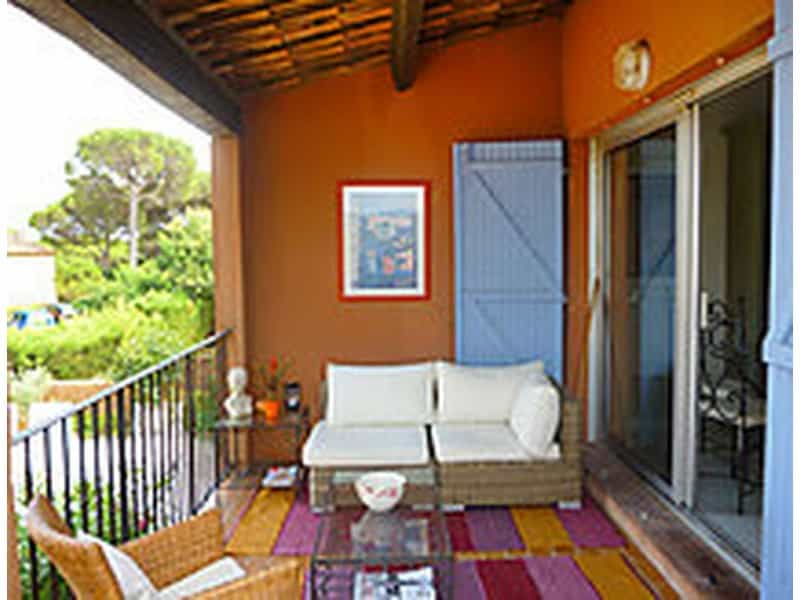 Condominio nel Saint Tropez, Provenza-Alpi-Costa Azzurra 10171848