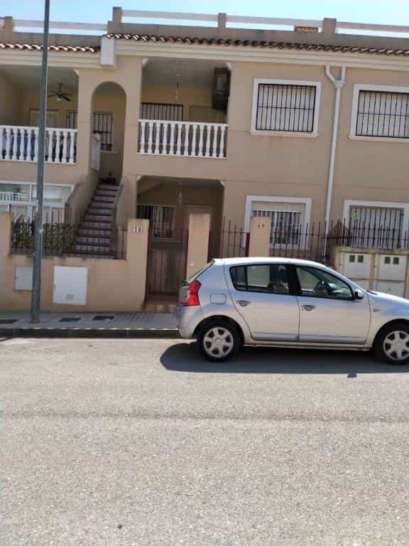 Condominio en Orihuela, Valencia 10171855