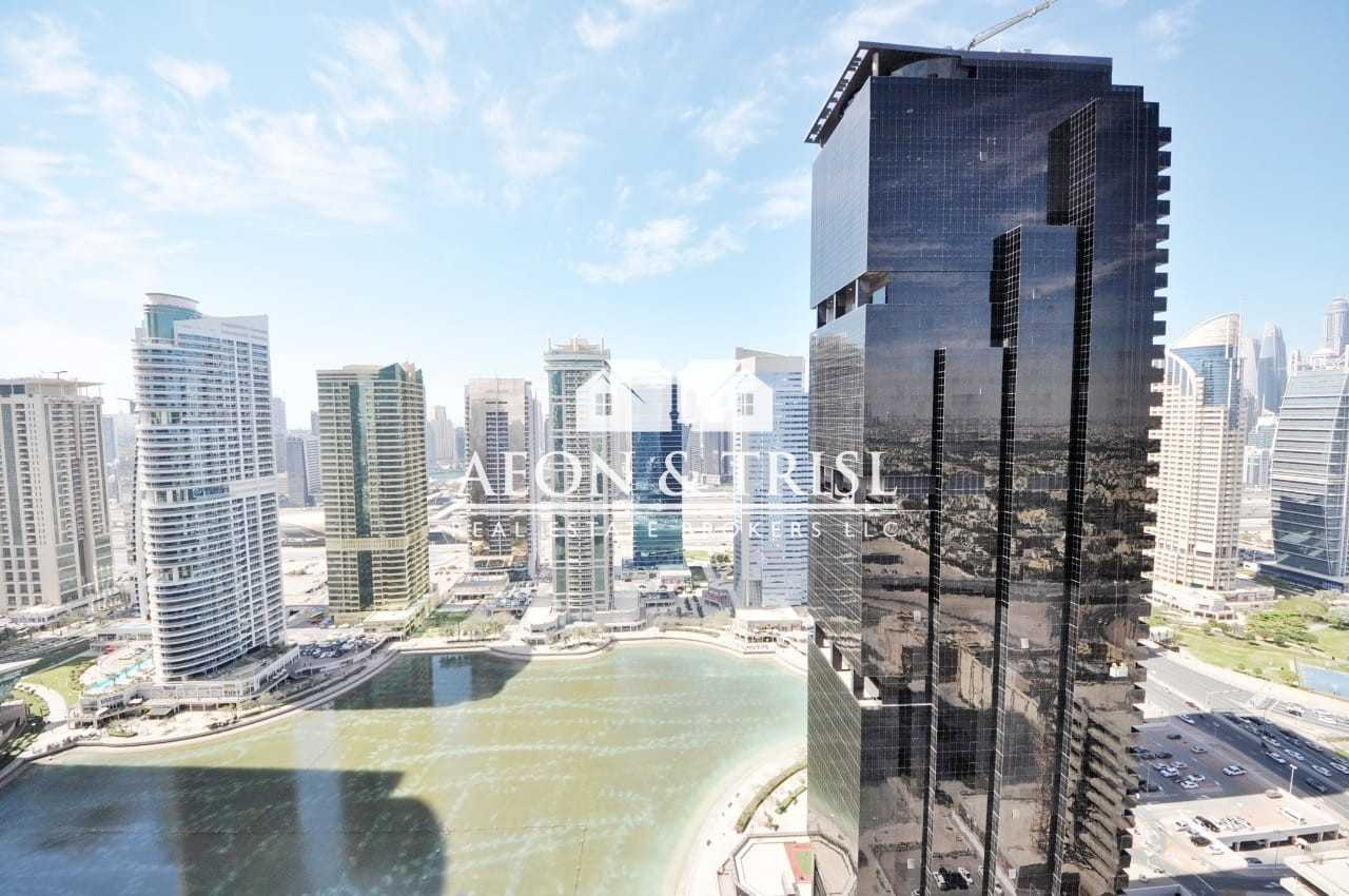 Condominium in Dubai, Dubai 10172375