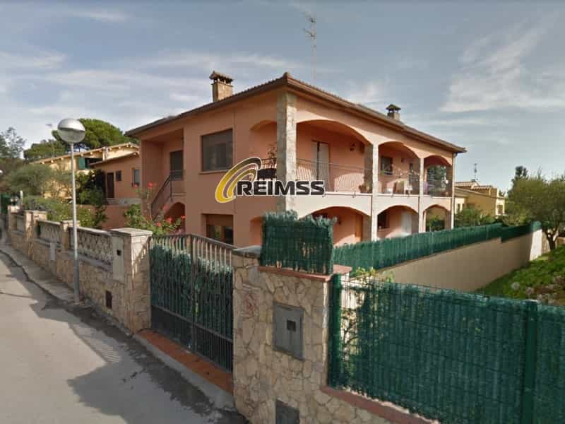 House in Fonts, Catalonia 10172649