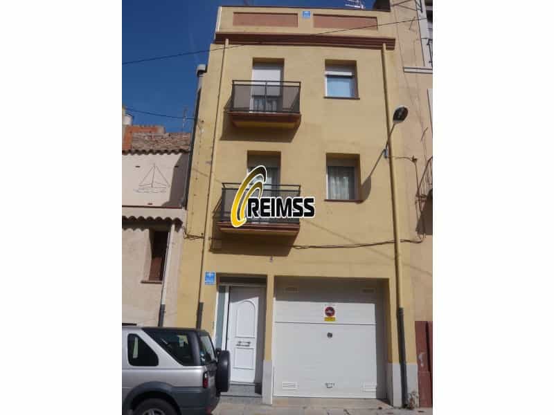 Rumah di San Feliu de Guixols, Catalonia 10172680