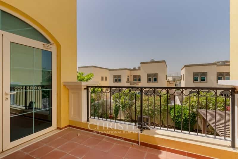 House in Dubai, Dubai 10173512