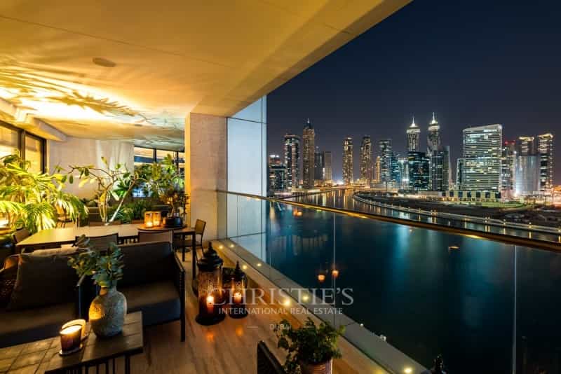Talo sisään Dubai, Dubai 10173539