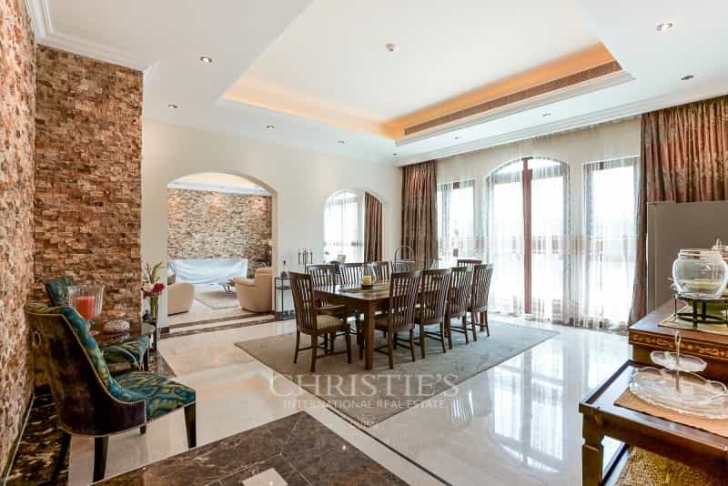 Rumah di Warisan, Dubai 10173579