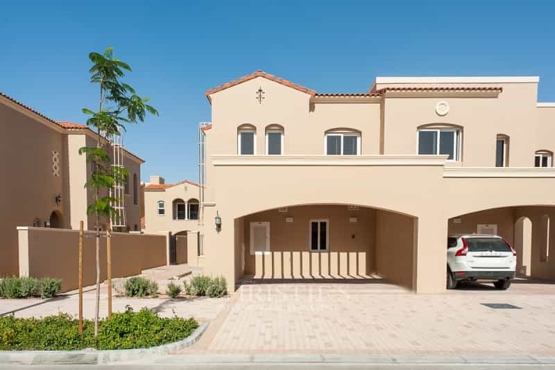 House in دبي, دبي 10173590