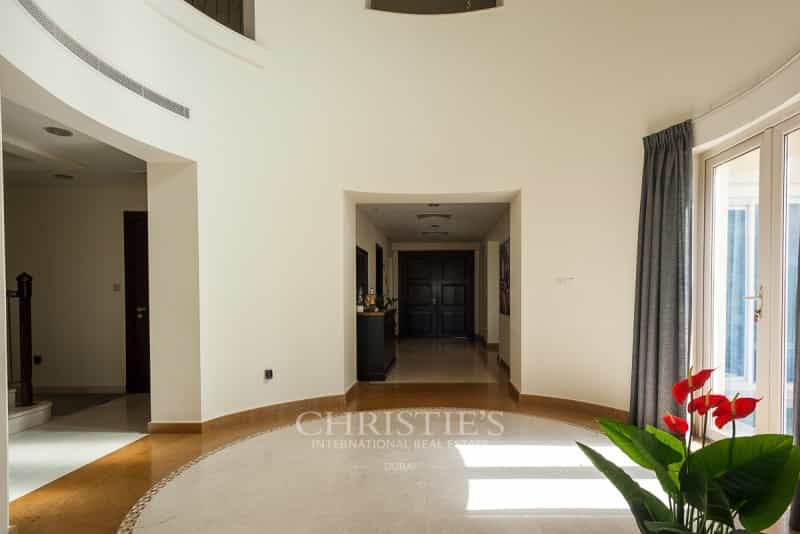 Talo sisään Warisan, Dubai 10173680