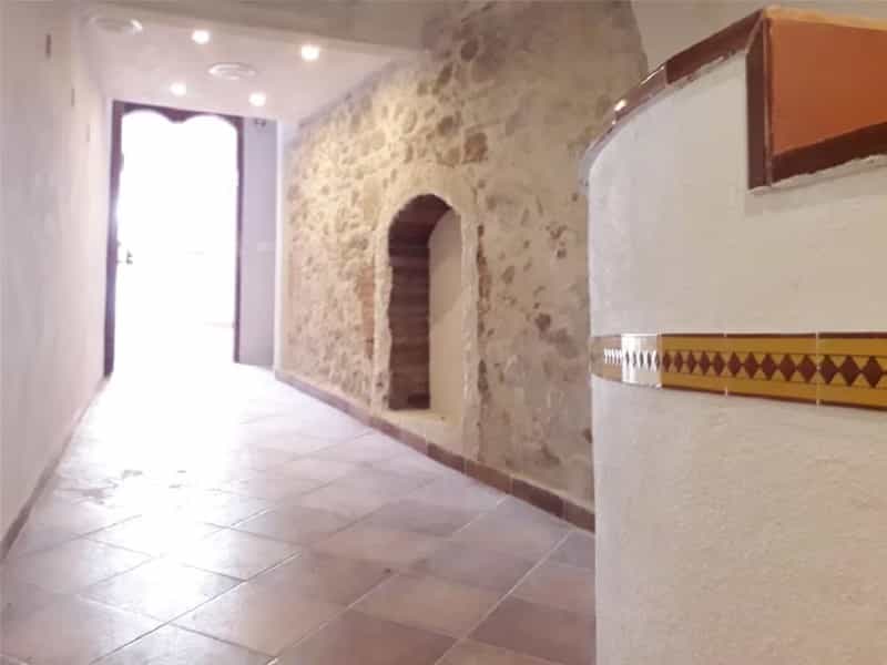 Dom w San Feliu de Guixols, Catalonia 10173823