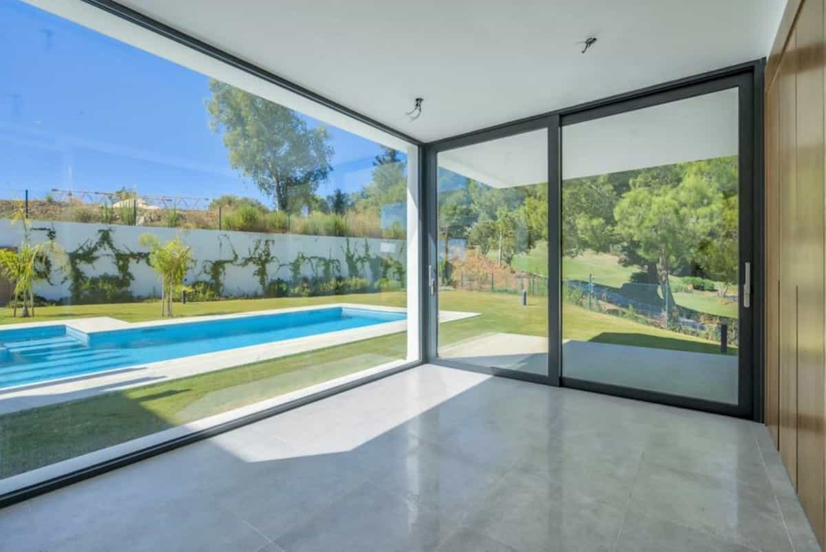 House in Fuengirola, Andalusia 10174296