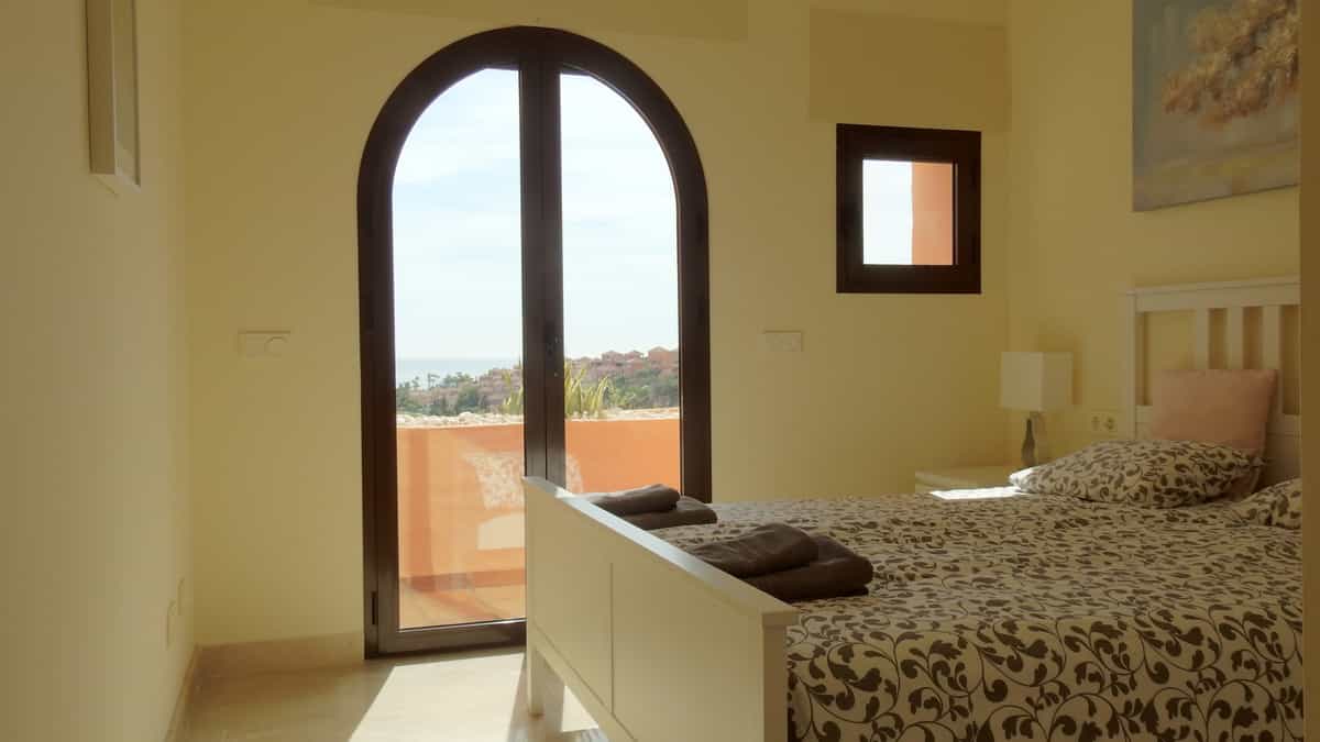Condominium in Manilva, Andalusia 10174766