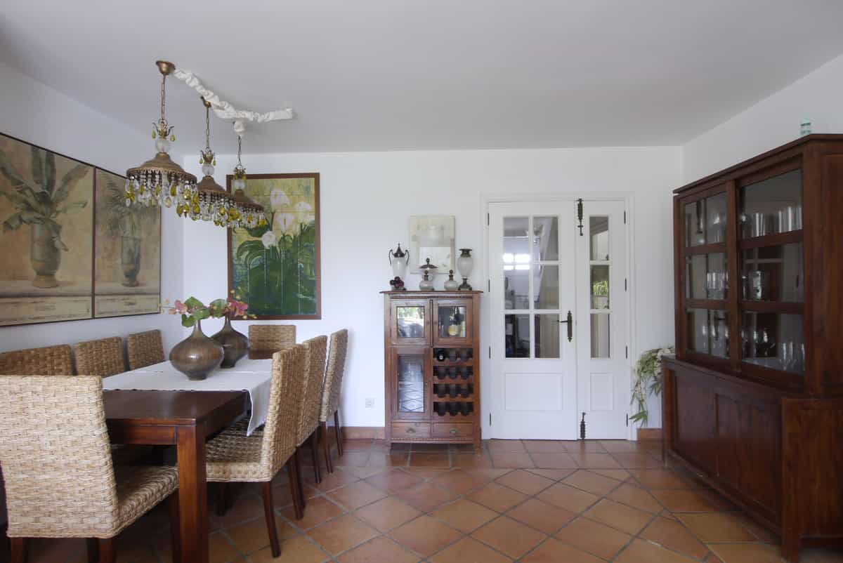 公寓 在 Marbella, Andalucía 10174817
