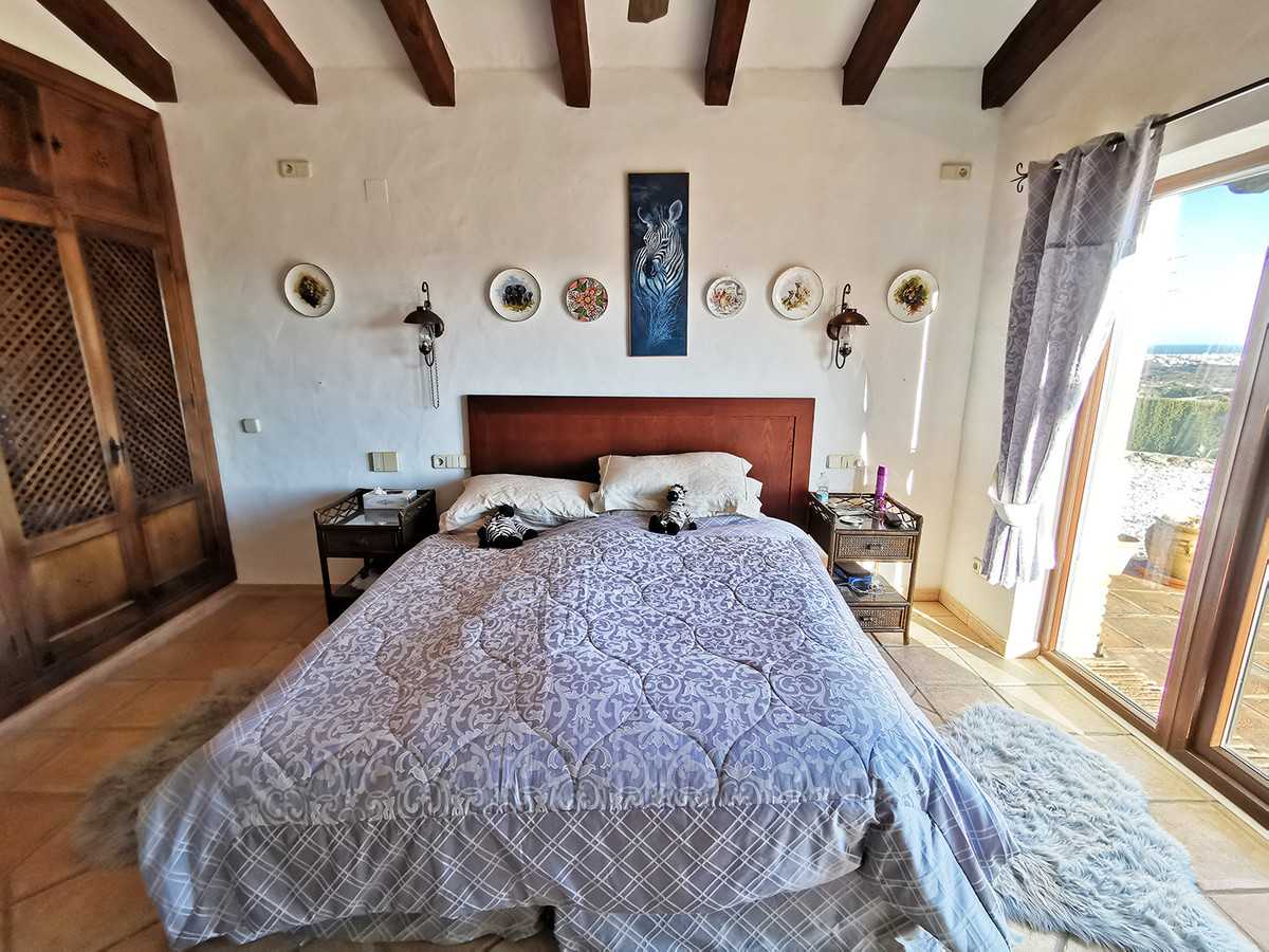 Dom w Valtocado, Andalusia 10175138