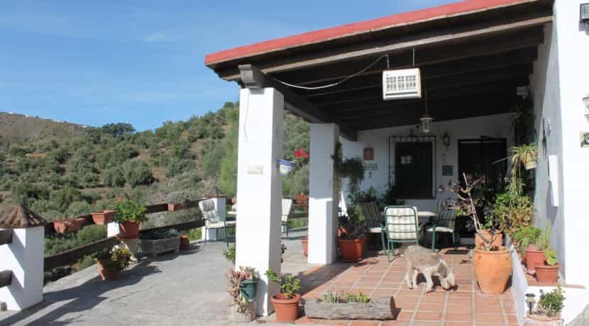 Rumah di Canillas de Albaida, Andalusia 10175500