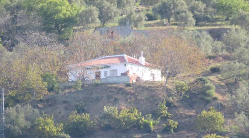 Talo sisään Canillas de Albaida, Andalusia 10175512