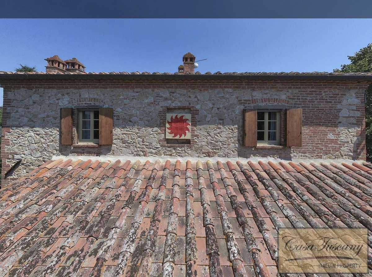 жилой дом в Lucignano, Toscana 10175725