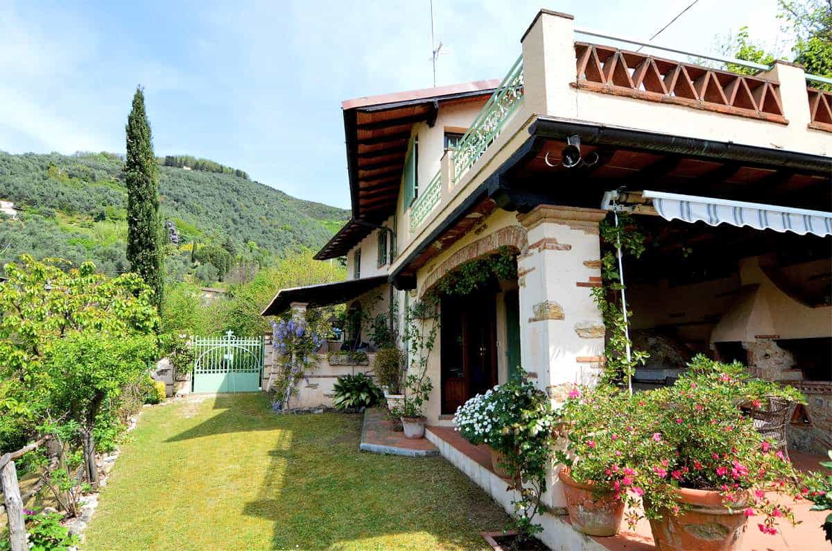 房子 在 Camaiore, Tuscany 10175727