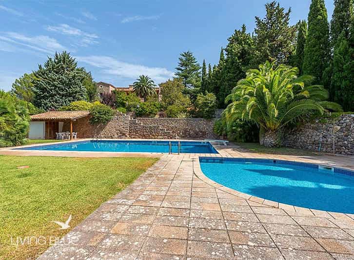 House in Puigpunyent, 25 Carrer Major 10176043
