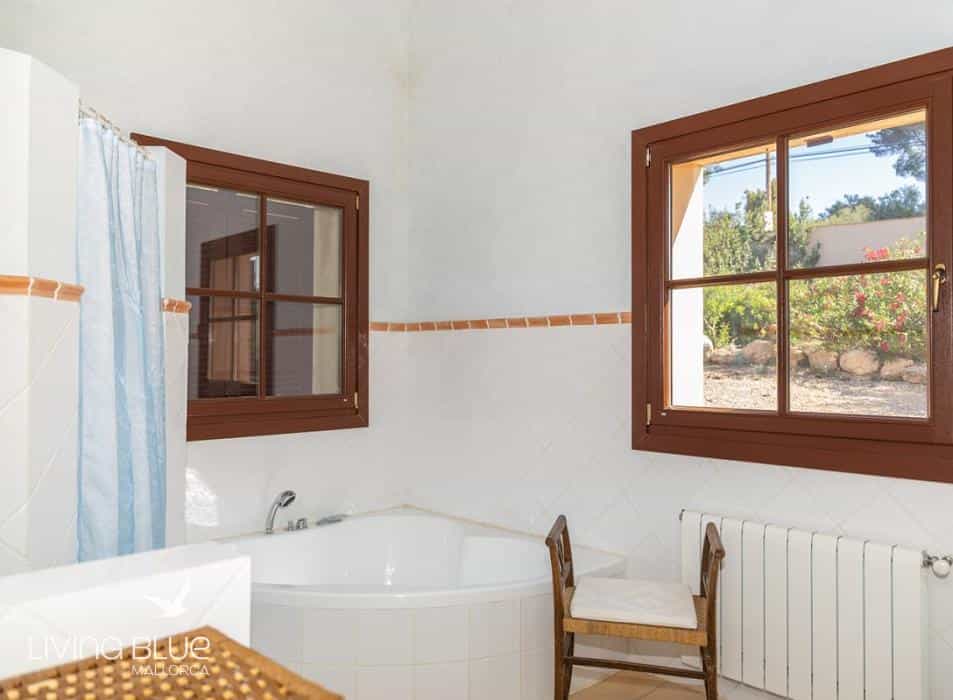 بيت في Puntiró, Illes Balears 10176054