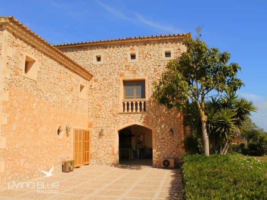 House in Campos del Puerto, Balearic Islands 10176174