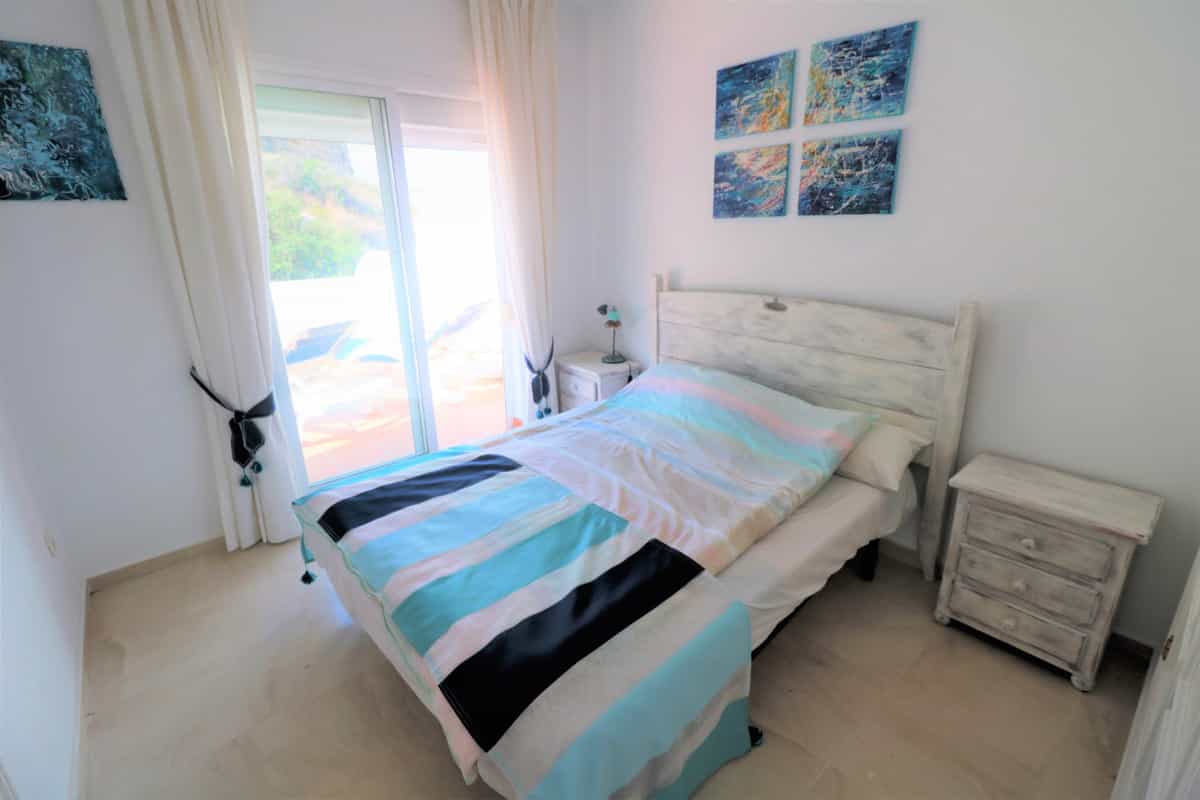 Huis in Casares, Andalusia 10177000