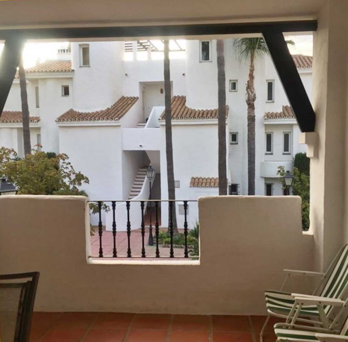 公寓 在 Marbella, Andalucía 10177041