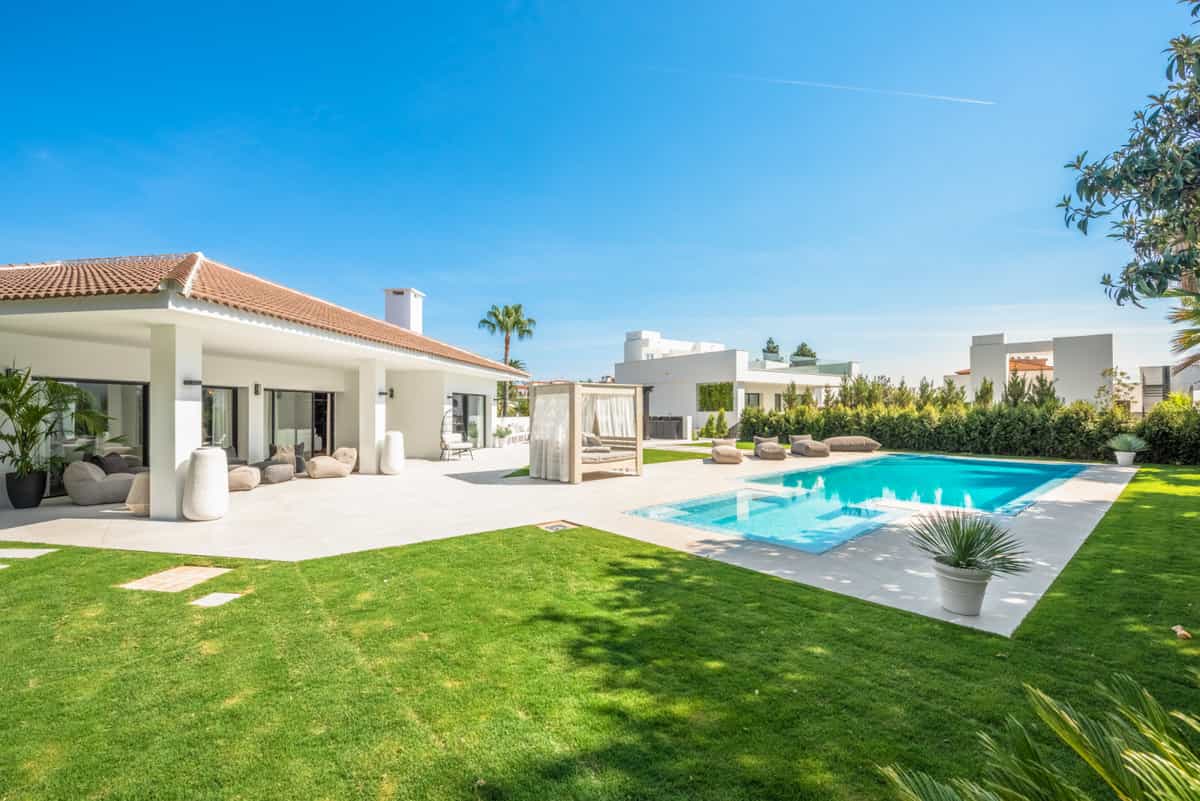 House in Marbella, Andalucía 10177044