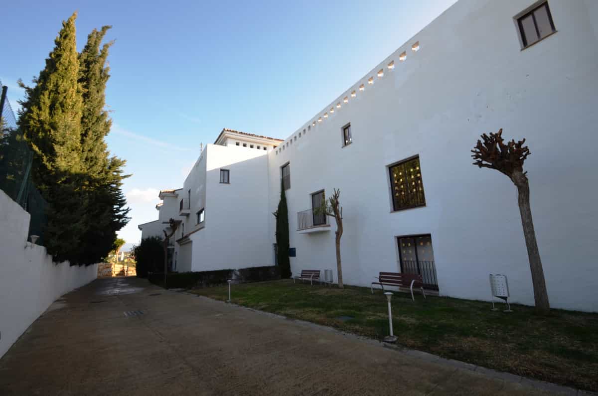 Ejerlejlighed i Casares, Andalusia 10177107